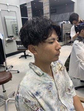 ネオン(NEON) シャドウパーマ