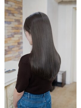 アリー 原宿 表参道(ALLY) ALLY宍戸 暗髪でもブリーチしなくても艶と赤み解消