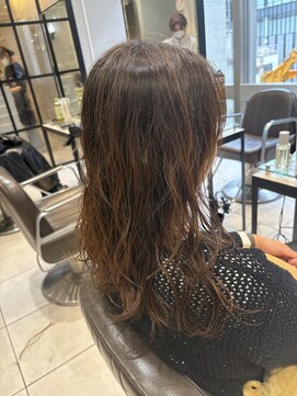 ネオリーブギンザ 銀座店(Neolive GINZA) 低温デジタルパーマでかけるレイヤーパーマスタイル(銀座)