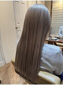 ロング×ブリーチ×ハイトーングレージュ
