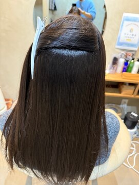 誰もが羨む髪質へ☆プレミアム艶、美髪ストレートエステ