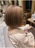 ボブ×ミルクティーベージュ