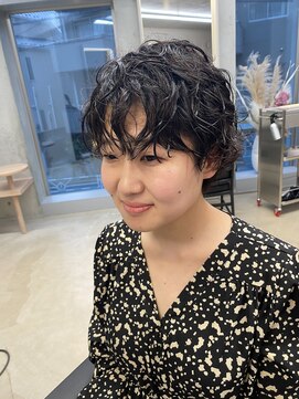 エウペ 渋谷(WEUPE) チェリーブラウン/モード/イメチェン/ダークアッシュ[渋谷駅]