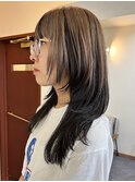 アンブレラカラー × ロングウルフカット