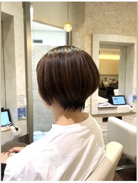 ヴィサージュプラス(VISAGE plus) 丸みショート