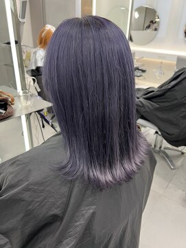 アールプラス 新宿(ar+) バイオレットカラー