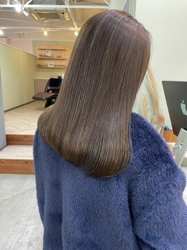 キュオンシア(CUEON. ciea) ロング×オリーブベージュ