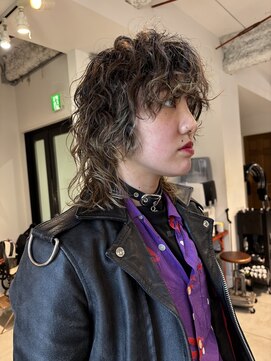 ナループロアツム(Nalu pu loa Tsum) ウルフパーマ/ウルフ/マレットヘア/マレットパーマ