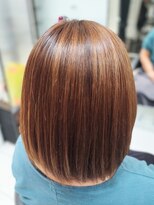 ヘアースタジオ ジェイワン(hair studio J ONE)&nbsp;30代40代50代60代　カラー毛　ミディアムボブ　エアーストレート