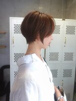 アワー(OUr-)&nbsp;暖色系ベージュ・ショートカット