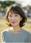 カジュアルな外ハネミディアム