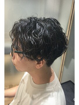 リタ オム 大宮店(RITA HOMME) センターパート×ツイストスパイラル