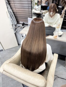 シシ 新宿(She 2.) プレミアム髪質改善