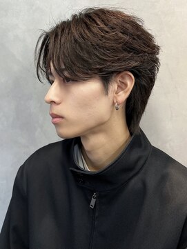 アイユー(ii+U) フェザーパーマ　センターパート