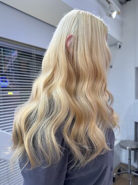 カシェル トウキョウ(Cashel Tokyo) ブロンド/ケアブリーチ/ムラサキシャンプー仕上げ