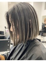 アライブ キチジョウジ(ALIVE Kichijoji)&nbsp;ALIVE吉祥寺 ダブルバングブランジュグレージュインナーカラー