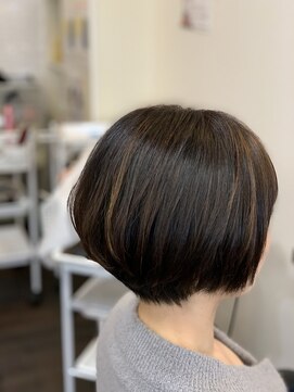 ヘアアトリエ シャイニィ(hair atelier Shiny) 高知 美容室 shiny グラデーションボブ