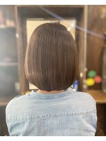 エミュー(emue) 京都大人かわいい☆艶カラー透明感カラー♪レイヤーボブ○中島