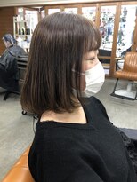 ドルチェッツァ(dolcezza)&nbsp;ミディアムボブ+ポイントカラー