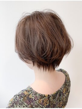 リンクバイアーバン(link by urban.) 【link】柔らかい質感、透明感◎上質な大人ショート 小川