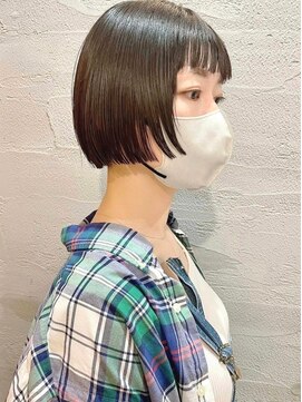 ヘアアンドビューティー クローバー(Hair&Beauty Clover) mini bob/アースカラー