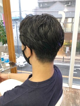 ヘッズ 本八幡店(HEADS) MEN'S HAIR  センターパート　ツイストスパイラル　コンマヘア