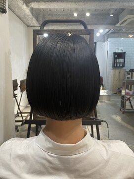 レガーレ(Legare) 縮毛矯正ショートスタイル