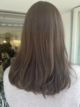 インビテーション(invitation) オリーブベージュ