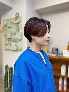 アンドチル 渋谷(AND CHILL) ハンサムショート/ボルドーカラー/ワンカラー　渋谷