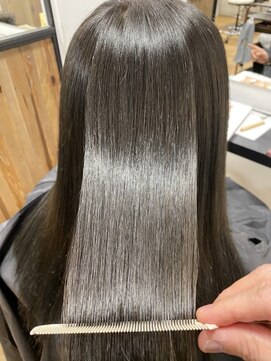 アパートメントヘアー 髪質改善ストレート/髪質改善/ヘアカラー/艶ロング