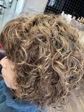 サロン ド アイ ソレイユ(Salon de i Soleil) ハイライト＆ナチュラルスパイラル