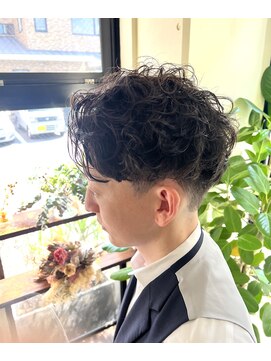 ツタ(tuta) メンズパーマスタイル