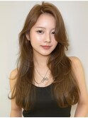 ロング レイヤーカット 顔周りレイヤー 韓国 ベージュ 透明感
