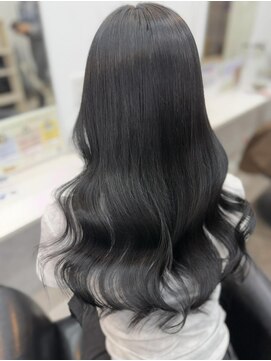 ラビス(Lovis) ミディアム/暗めカラー/デザインカラー/フェイスフレーミング