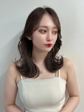 オムニス 表参道(Omnis) ハイレイヤー/ミディアム・ロング/20代/30代/顔周り・フェイス