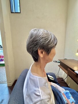 エルサフィロ ヨドヤバシ(el zafiro yodoyabashi) 【el zafiro yodoyabashi】マダムスッキリショートスタイル