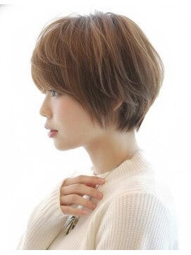 レウナ 外苑前(Reuna) 大人可愛いショートスタイル ショートボブ