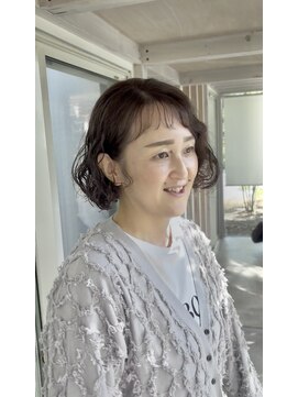 ショートバング×くるふわボブ