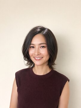 エモーション(Emotion) 大人可愛い毛先ハネくびれボブ