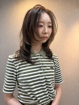 アト(Ato.) 透明感オリーブグレージュ×レイヤーカット【向】【Ato.明石】