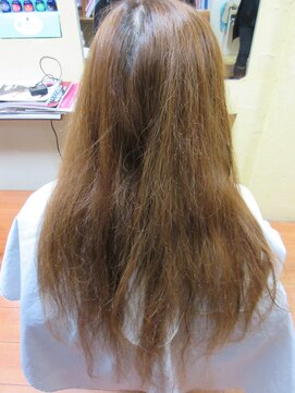 ヨシユキコンディショニング ダメージレスな縮毛矯正「強いくせ毛～ダメージ毛まで対応」94