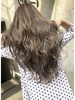 メリー(merry craftsman's factory) ハイライトたっぷりハイ透明感グレージュ!