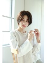 エクリ 麻布十番(equri)&nbsp;40代にオススメ"前髪なしショート"でつくる大人キレイ