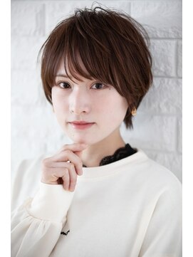 リル 8F 銀座(Rire) 大人ショート