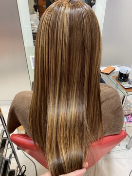 リオビーシンジュク(Rio B SHINJUKU) 美髪エステ+ゴールドヴェールトリートメント