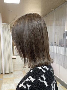 シャンプーボーイ 宮崎駅前店(SHAMPOO BOY) シルバーグレー(^^)