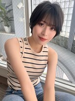 ミリア(MILIA)&nbsp;20代30代40代大人シースルーバング小顔黒髪マッシュショート