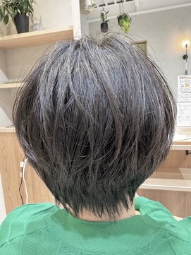 ゴートファクトリー(G.O.A.T factory) 大人かわいい くびれショート 耳かけショートヘア