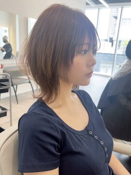 ダブルトーキョー シブヤ(W-TOKYO SHIBUYA) 横顔も素敵なウルフ　ウルフカット　ショートカット　ネオウルフ