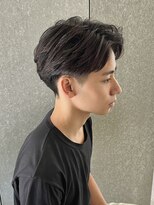 ニアウ 太田店(Niau)&nbsp;メンズナチュラルショートセンターパート質感重視毛流れパーマ